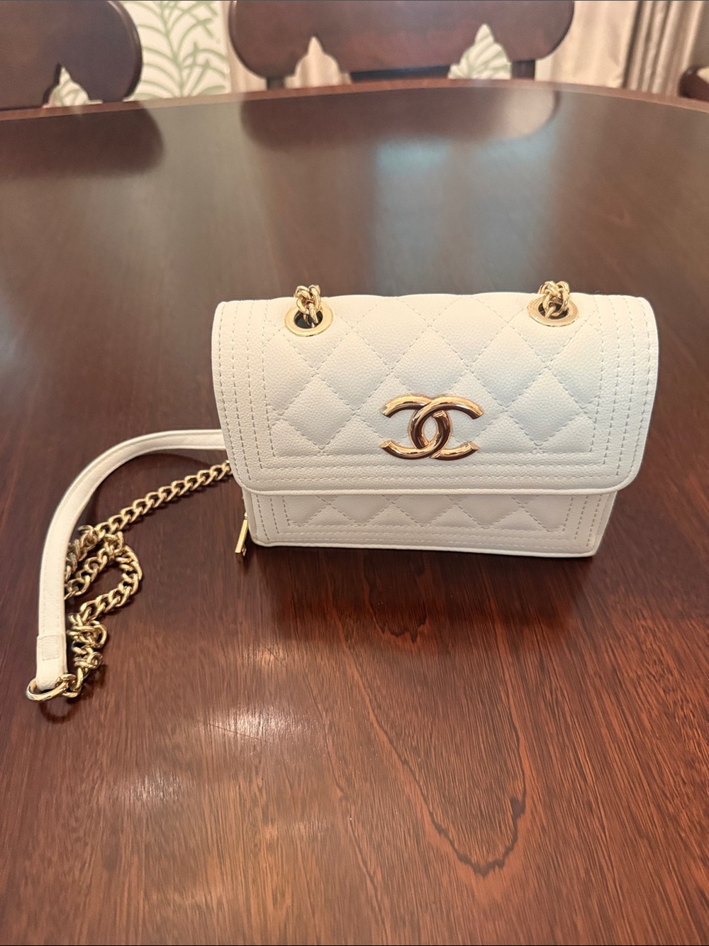 White/Cream Quilted Crossbody Purse (No brand)